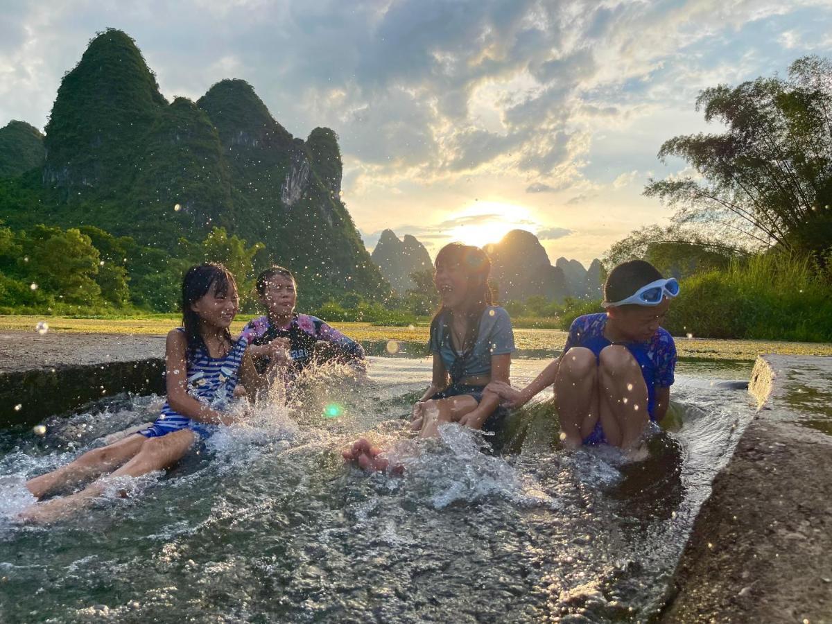 Moondance Boutique * Yangshuo